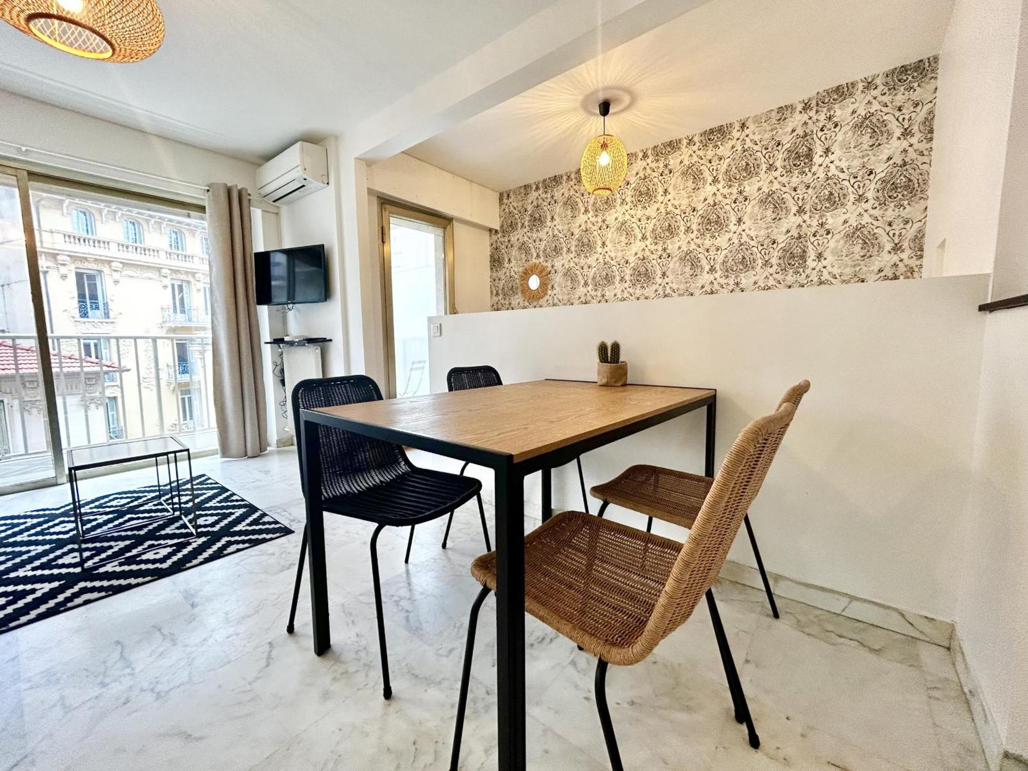 Aparthotel Riviera - Nice Carre D'Or - Large Studio Ac Terrasse - Tres Calme - Balcon Berlioz 2 Экстерьер фото