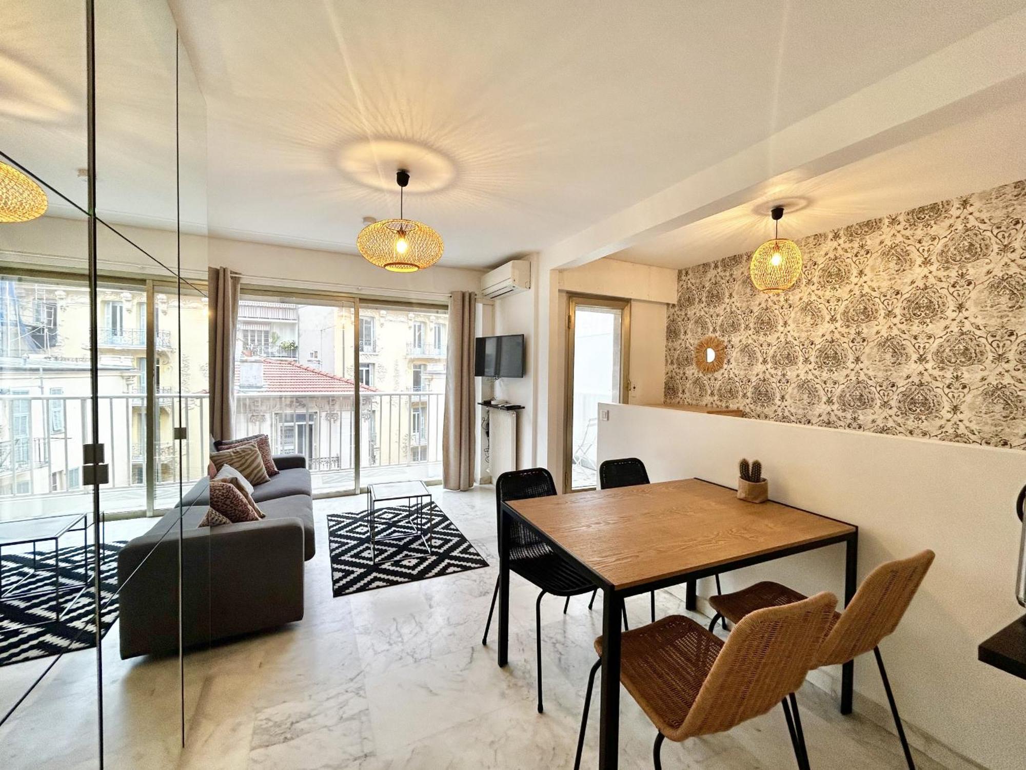 Aparthotel Riviera - Nice Carre D'Or - Large Studio Ac Terrasse - Tres Calme - Balcon Berlioz 2 Экстерьер фото